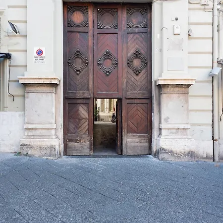 Santa Lucia Maison De Charme Napoli Esterno foto